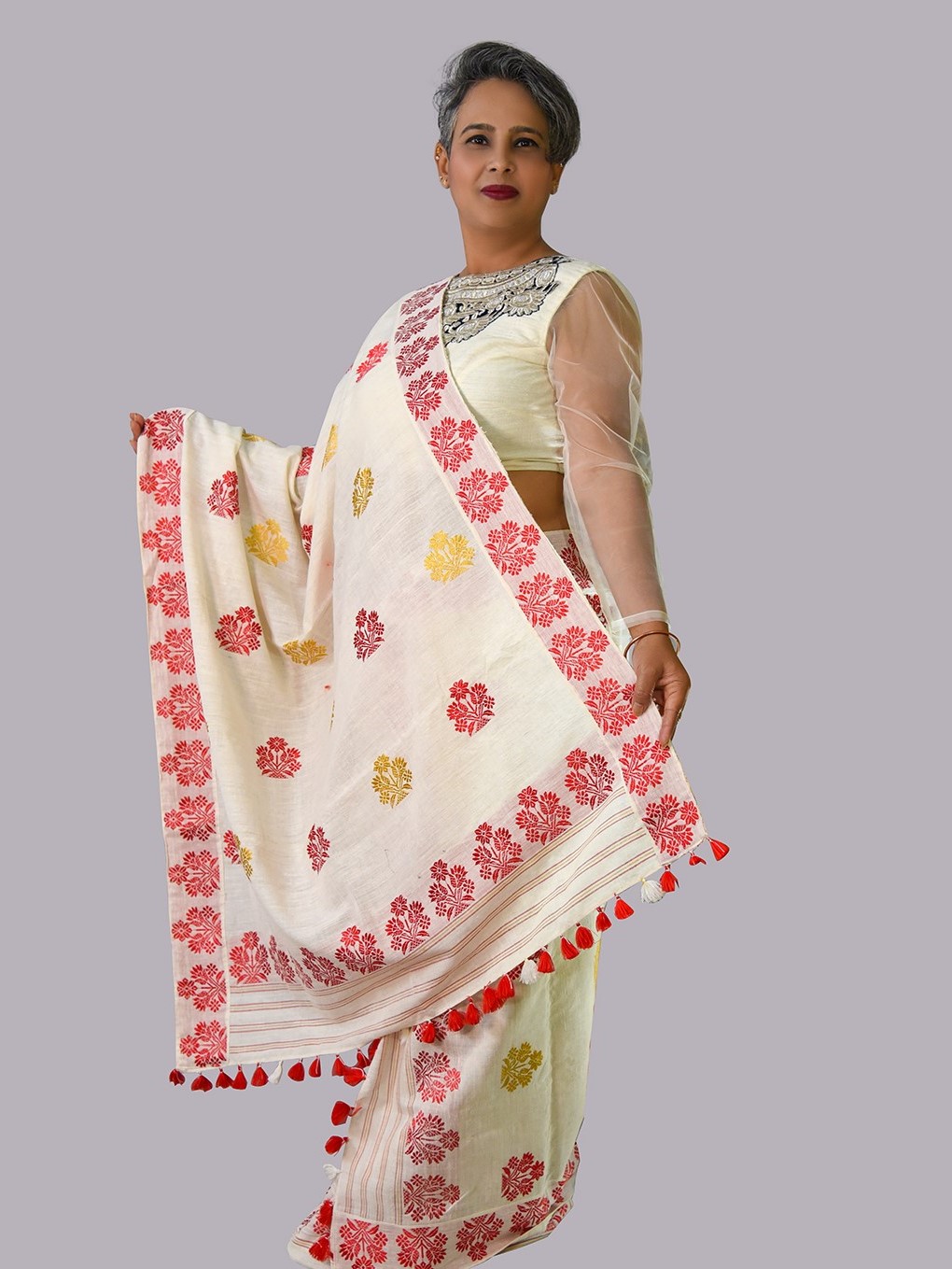 Buy ROYALVISHWA Zari Woven Mekhela Chador Cotton Assamese saree Online at  Best Prices in India - JioMart.